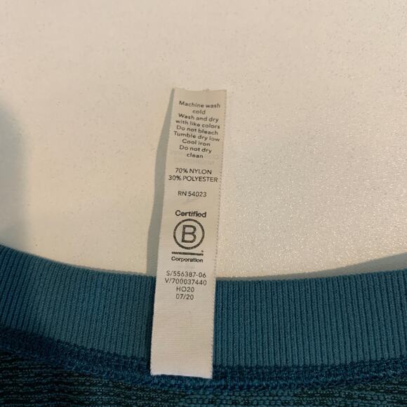 Athleta Tank Top Womens XS Extra Small Teal Blue Black Momentum Camo Fitted - Picture 8 of 10